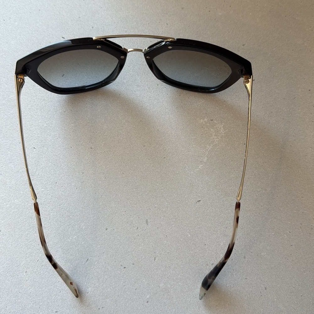 Prada PR 13QS CATWALK Sunglasses! - Picture 5 of 11